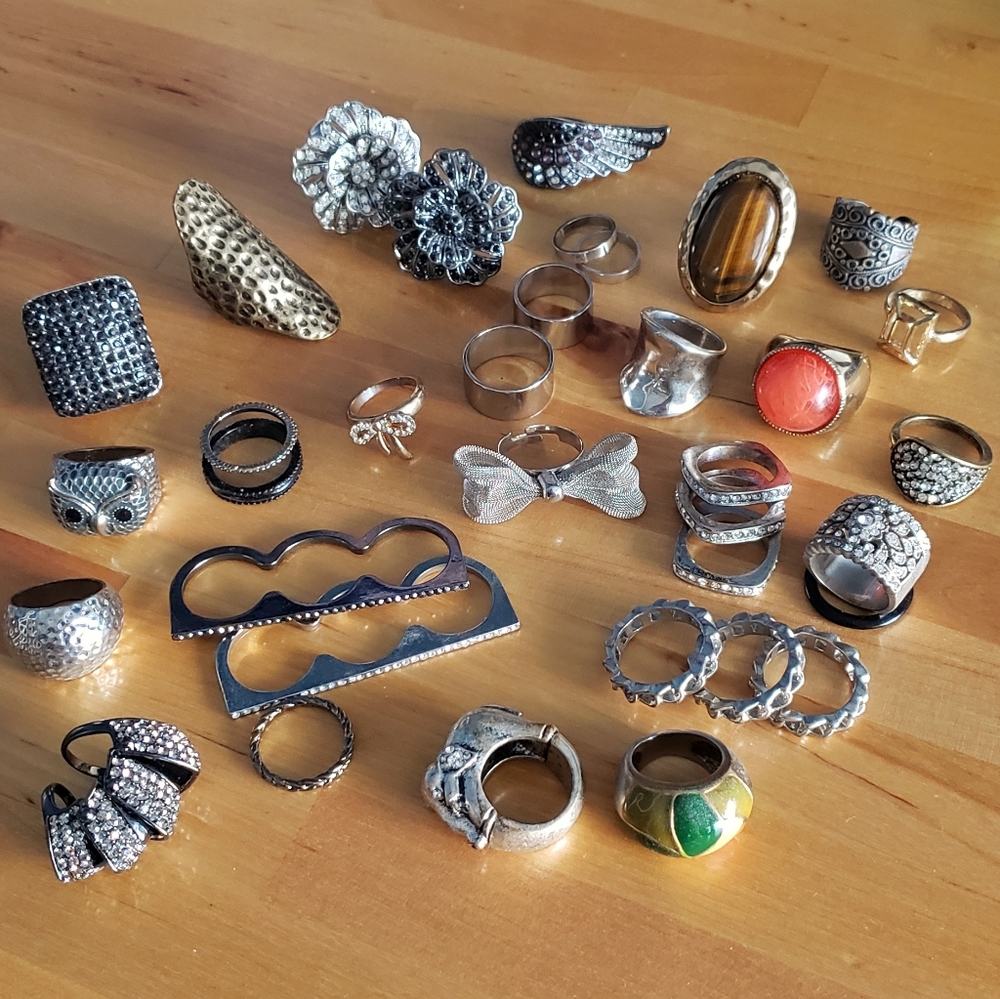Costume Jewelry Rings - 34 pieces